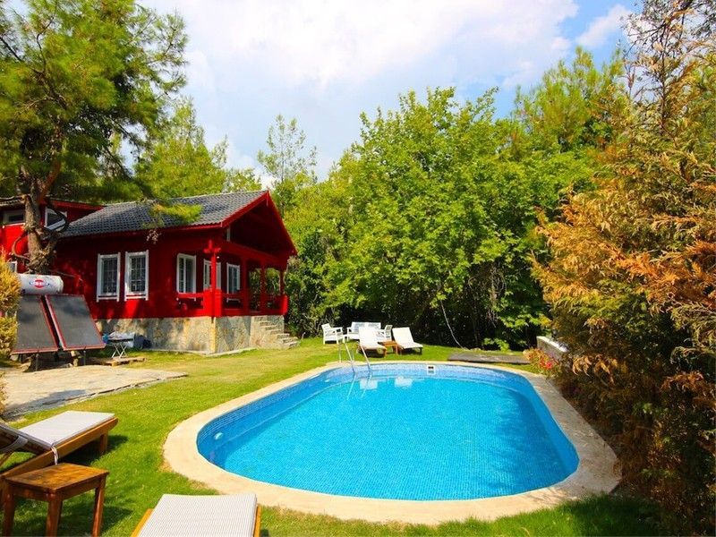 Havuz Isıtmalı Villa